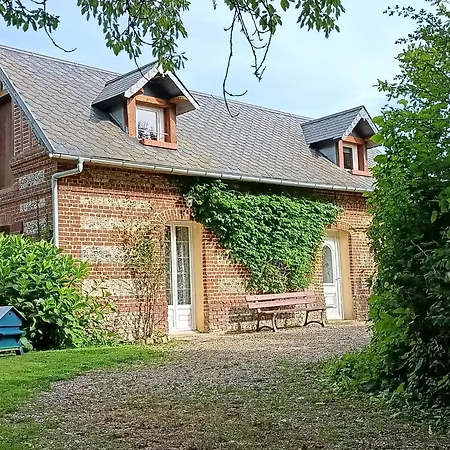 Near Alabaster Coast Les Grandes-Ventes