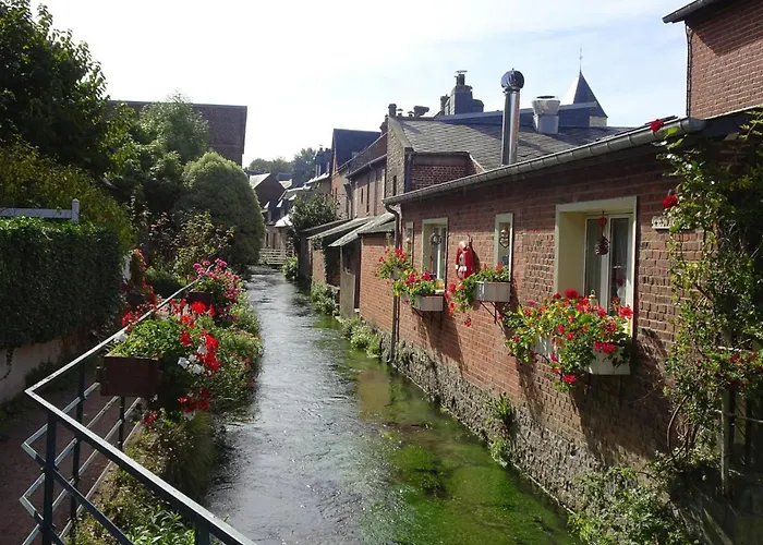 Near Alabaster Coast *